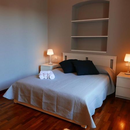 Suite 261 - Intero Appartamento Nel Centro Di バーリ エクステリア 写真