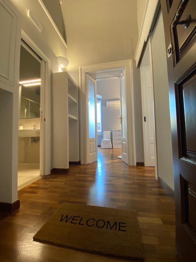 Suite 261 - Intero Appartamento Nel Centro Di バーリ エクステリア 写真